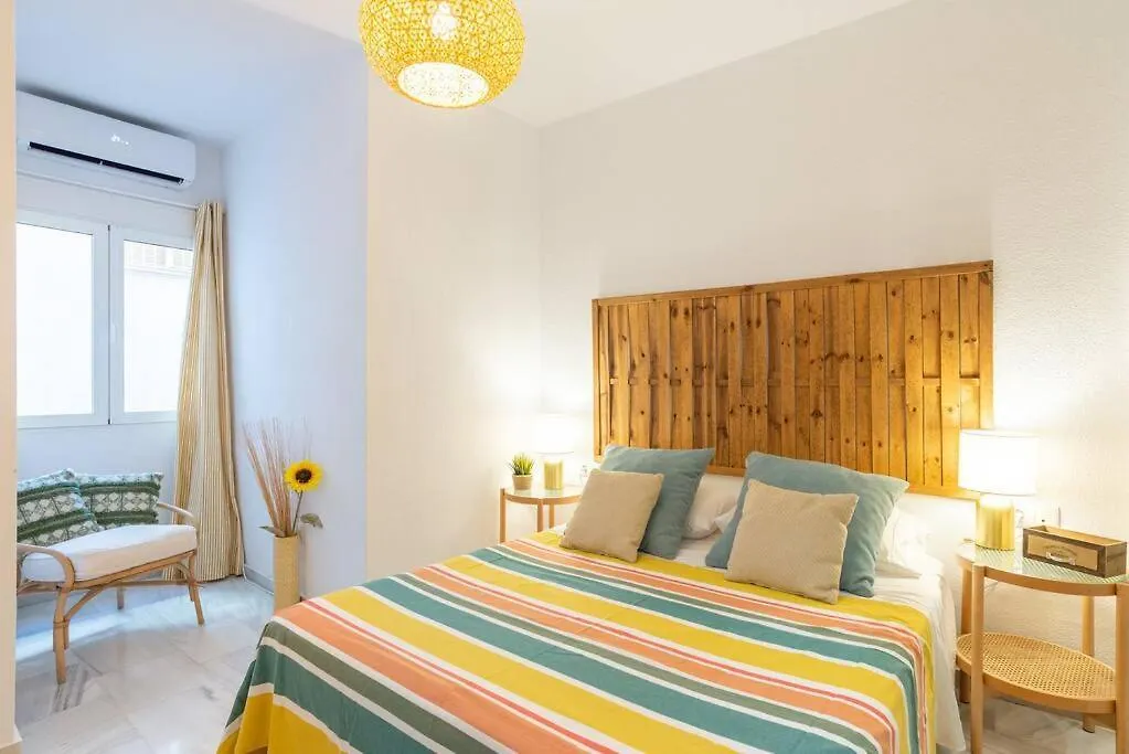Mathew Cozy Apartment Malaga