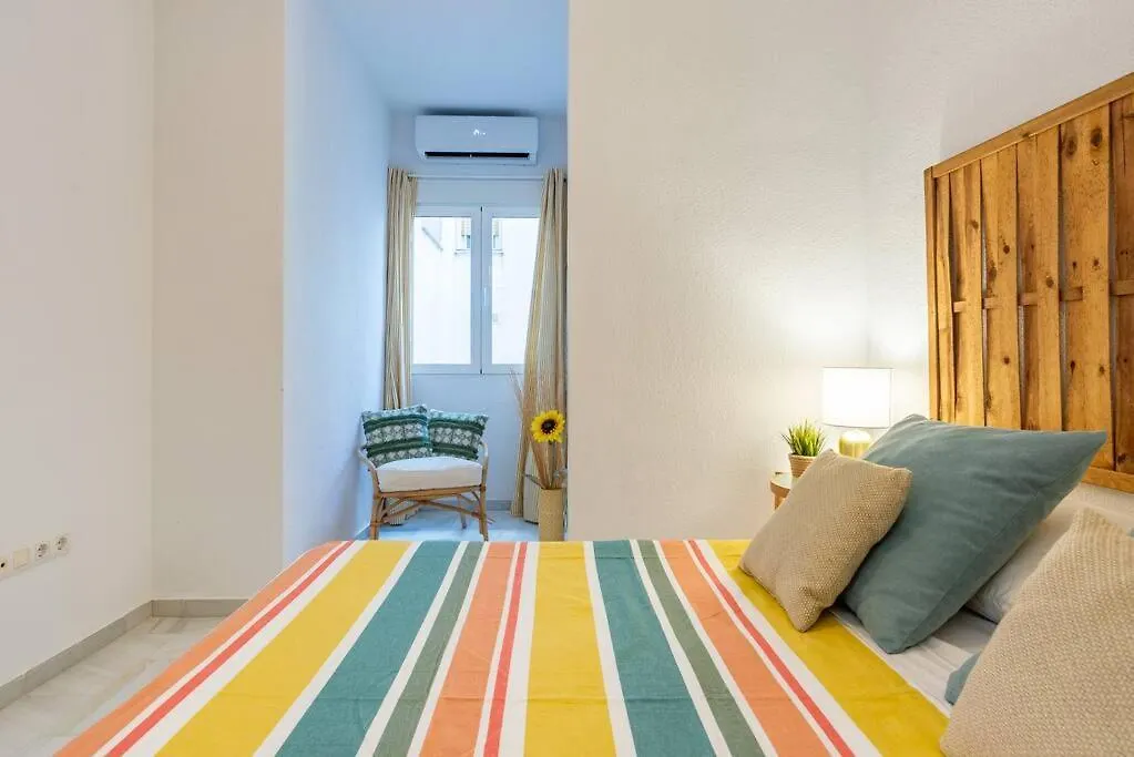 Mathew Cozy Apartment Malaga